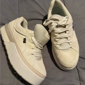 UGG Women's Off-White Platform Sneakers
